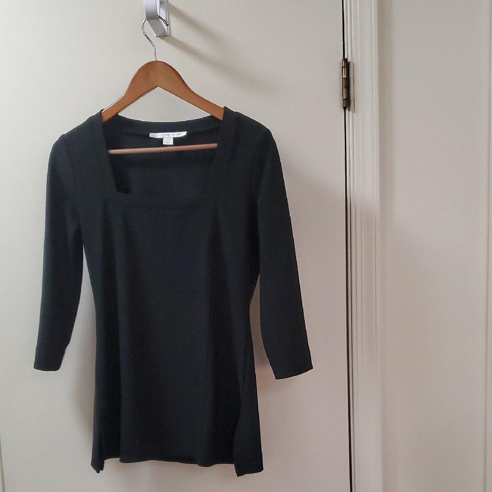 Boston Proper long slv Black Top  S reg 95% nylon 5% spandex
